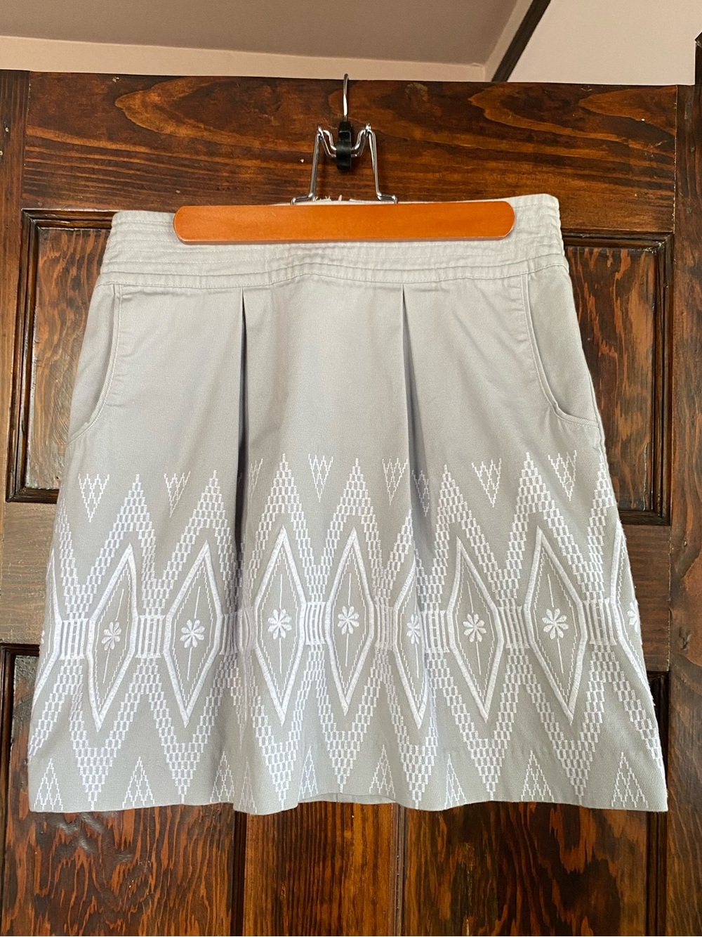 Banana Republic women’s skirt